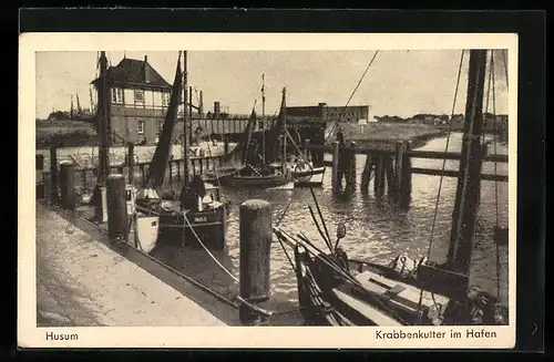 AK Husum, Krabbenkutter im Hafen