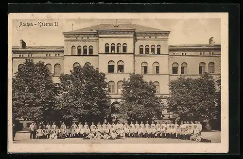 AK Aachen, Soldaten vor der Kaserne II.