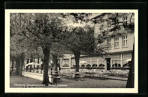 AK Malente-Gremsmühlen, Hotel Dieksee, Gartenansicht