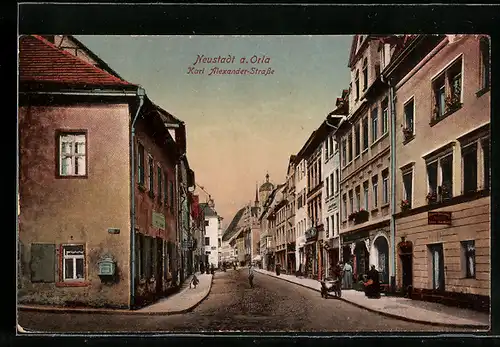 AK Neustadt a. Orla, Karl Alexander-Strasse mit Geschäften
