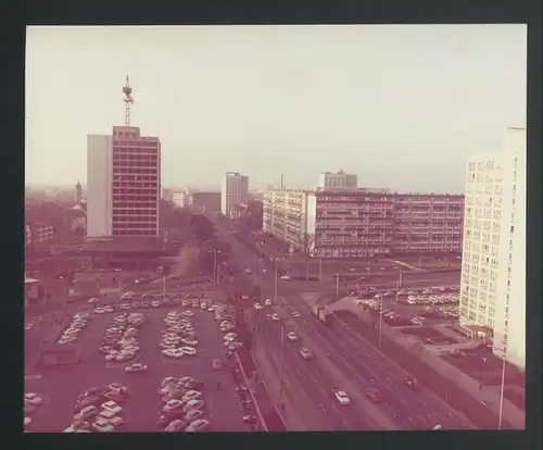 Fotoalbum / Fotomappe 13 Fotografien DEWAG Berlin, Ansicht Erfurt, Juri-Gagarin-Ring u.a. Stadtansichten im Grossformat