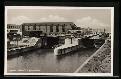 AK Passau, Kachel mit Schiffschleuse