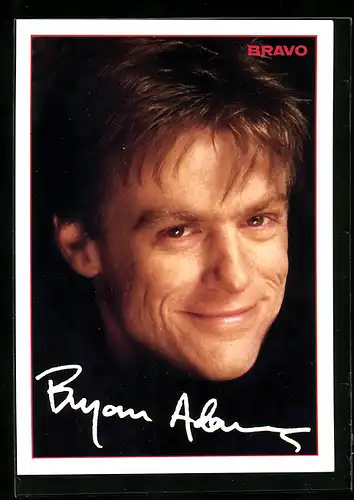 AK Musiker Bryan Adams lächelt