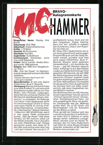 AK Musiker MC Hammer am Mikrophon