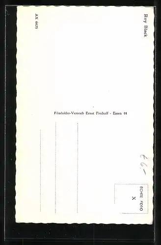 AK Der Musiker Roy Black mit nacktem Oberkörper