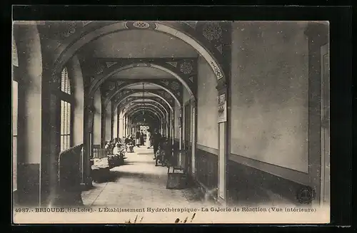 AK Brioude, L`Etablissement Hydrotherapique, La Galerie de Reaction (Vue interieure)