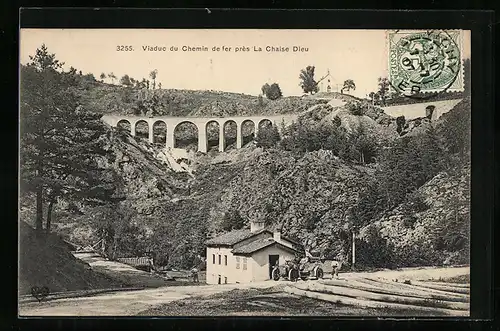 AK La Chaise Dieu, Viaduc du Chemin de fer près La Caise Dieu