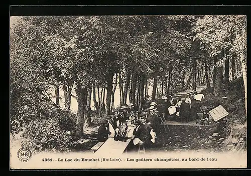 AK Le Lac du Bouchet, Les gouters champetres au bord de l`eau