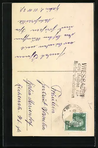 Foto-AK Amag Nr. 63529 /3: Geburtstagsgratulantin mit Blumenstrauss