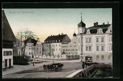 AK Kaufbeuren, Fuhrwerke auf einer Strasse im Ort