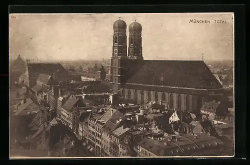 AK München, Totalansicht mit Frauenkirche