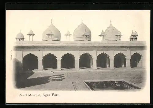 AK Agra Fort, Pearl Mosque