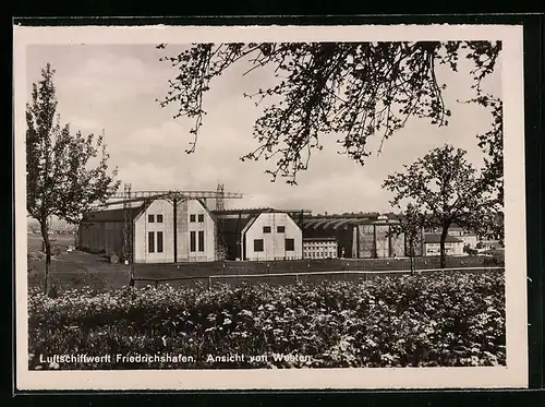 AK Friedrichshafen, Die Luftschiffwerft von Westen gesehen