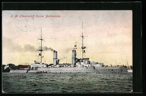 AK SM Linienschiff Kaiser Barbarossa heizt die Kessel an