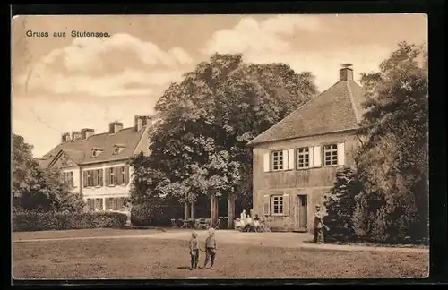 AK Stutensee, Schloss Stutensee mit Nebengebäude