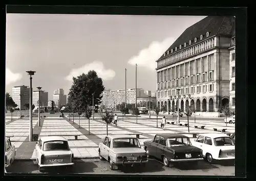 AK Dresden, am Rathaus, Blick zur Leningrader Strasse