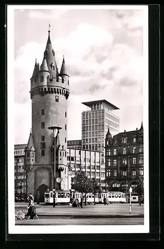 AK Frankfurt am Main, Eschenheimer Turm mit Blick auf das Fernmeldeamt