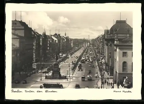 AK Berlin, Unter den Linden, Blick zum Brandenburger Tor