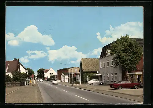 AK Garding /Eiderstedt, auf der Strasse durch den Ort