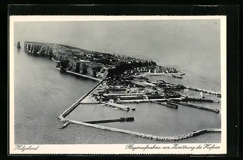 AK Helgoland, Fliegeraufnahme vor Zerstörung des Hafens