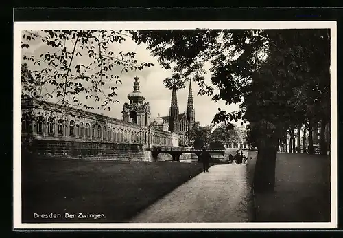 AK Dresden, Der Zwinger