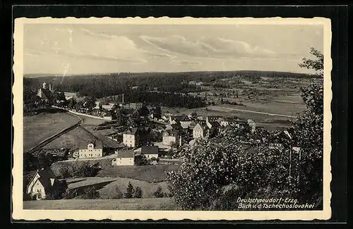 AK Deutschneudorf im Erzgeb., Blick von der Tschechoslovakei auf die gesamte Ortschaft