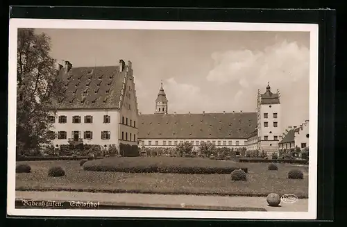 AK Badenhausen, auf dem Schlosshof