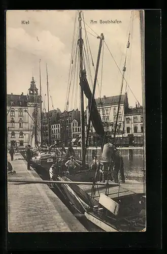 AK Kiel, am Bootshafen
