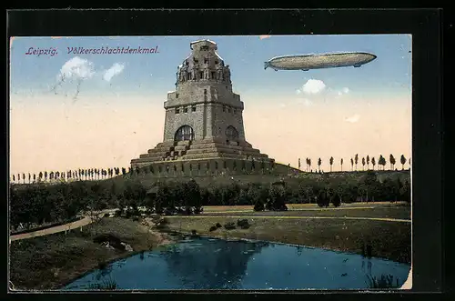 AK Leipzig, Luftschiff Zeppelin über dem Völkerschlachtdenkmal