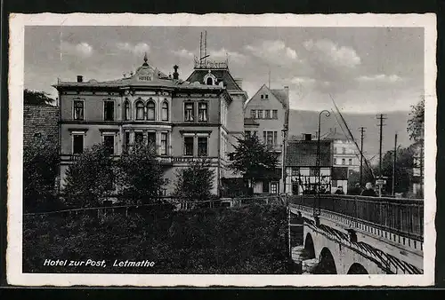 AK Letmathe bei Iserlohn, Hotel zur Post L. Erbeling, Gebäudeansicht mit Brücke