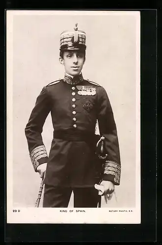 AK King of spain Alfonso XIII in Uniform mit Abzeichen