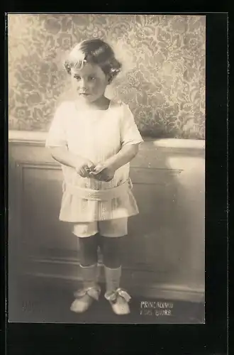 AK Prinz Alvaro von Spanien, Kinderportrait