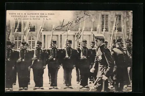 AK Visite de SM Alphonse XIII. a Paris, Vesailles, Cour de Marbre