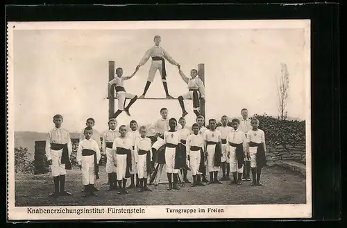 AK Fürstenstein, Knabenerziehungsinstitut, Turngruppe im Freien