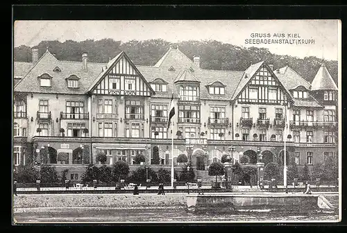 AK Kiel, Blick vom Wasser auf die Seebadeanstalt, Krupp