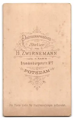 Fotografie H. Zwirnemann, Potsdam, Brandenburgerstrasse 7, Soldat mit pomadisiertem Haar in Uniform