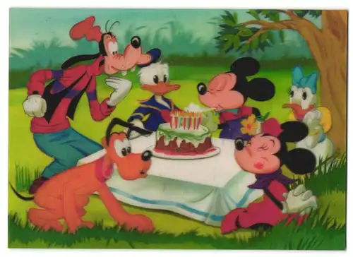 3D-AK Mickey Mouse pustet seine Kerzen auf der Geburtstagstorte aus