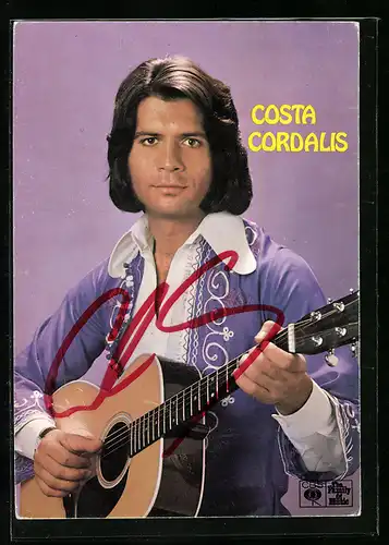 AK Musiker Costa Cordalis mit Gitarre, Autograph