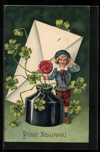AK Junge grüsst mit Kleeblatt und Brief