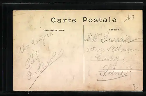 AK Le Puy-en-Velay, Place Michelet un jour de Marché