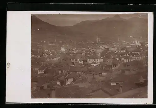 AK Prilep, Ortsansicht mit Kirchturm