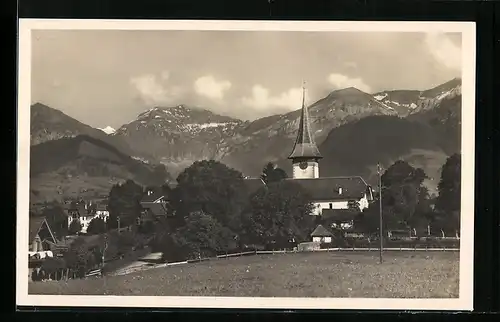 AK Aeschi, Ortsansicht mit Kirche