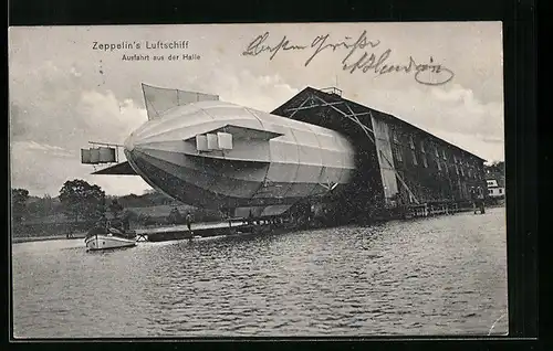 AK Zeppelin`s Luftschiff, Ausfahrt aus der Halle