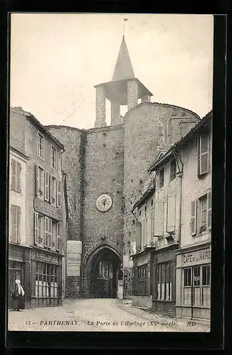 AK Parthenay, La Porte de l`Horloge, Cafe de la Mairie