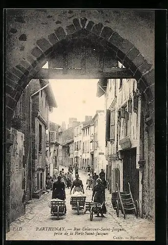 AK Parthenay, Rue Delavauxs-Saint-Jacques, prise de la Porte Saint-Jacques