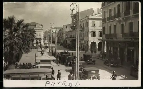 AK Patras, Strassenpartie mit Kiosk