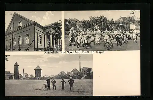 AK Plaidt /Kr. Mayen, Kinderheim und Sportplatz, Gruppenbild im Hof