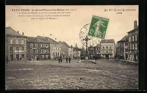 AK Fay-le-Froid, La Grand`Place et les Hôtels