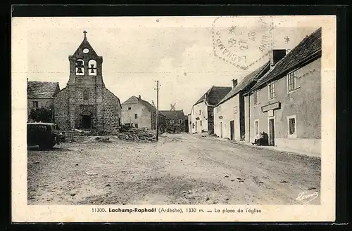 AK Lachamp-Raphaêl, La place de l`église