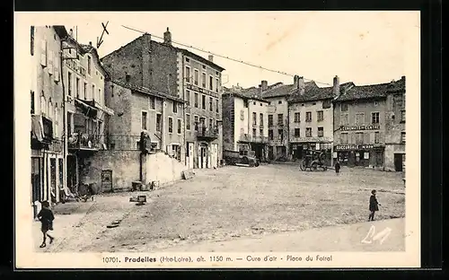AK Pradelles, Place du Foiral, Hôtel Moulin Guigon